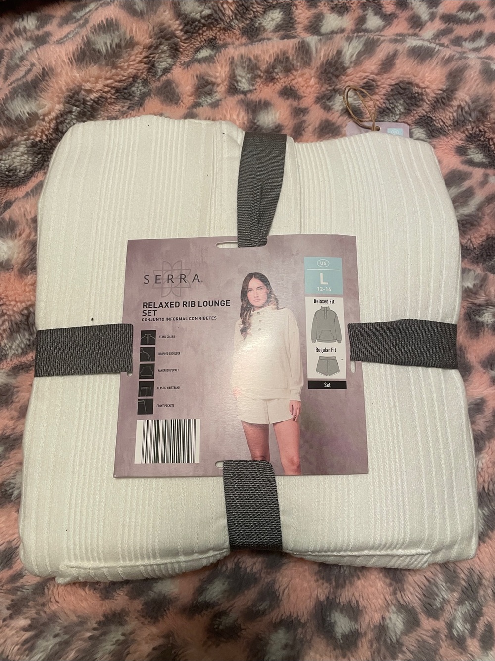 Serra Ribbed Lounge Set in Off-White